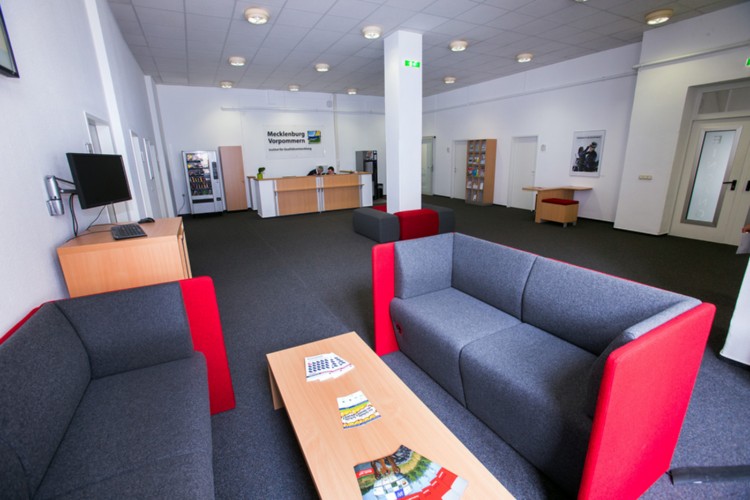 Raum für Kommunikation und Austausch: Das Instituts für Qualitätsentwicklung hat seinen Sitz in der Schmiedestraße in Schwerin. Raum für Kommunikation und Austausch: Das Instituts für Qualitätsentwicklung hat seinen Sitz in der Schmiedestraße in Schwerin.